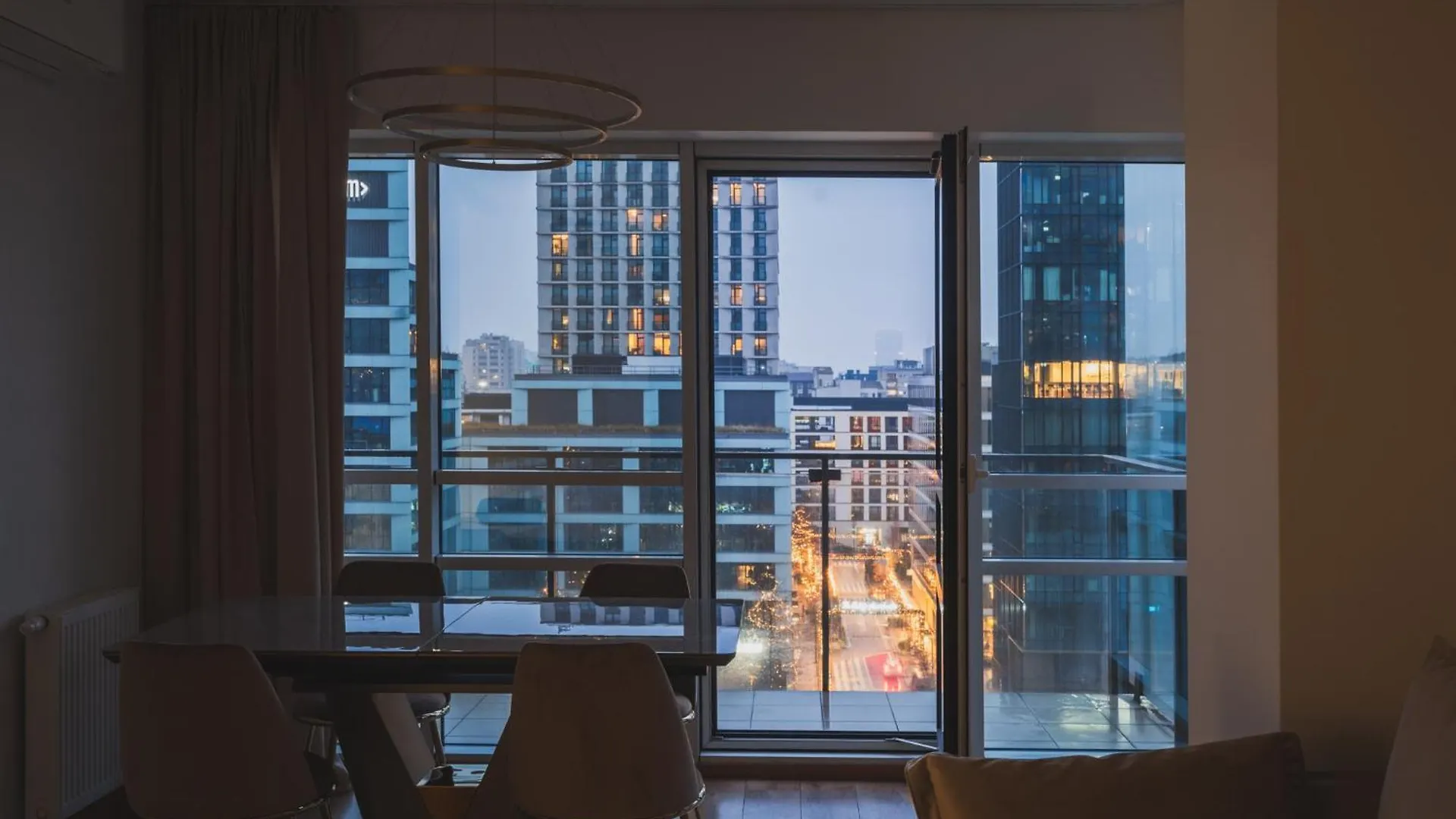 Apartamento Platinum Towers J&K Varsovia