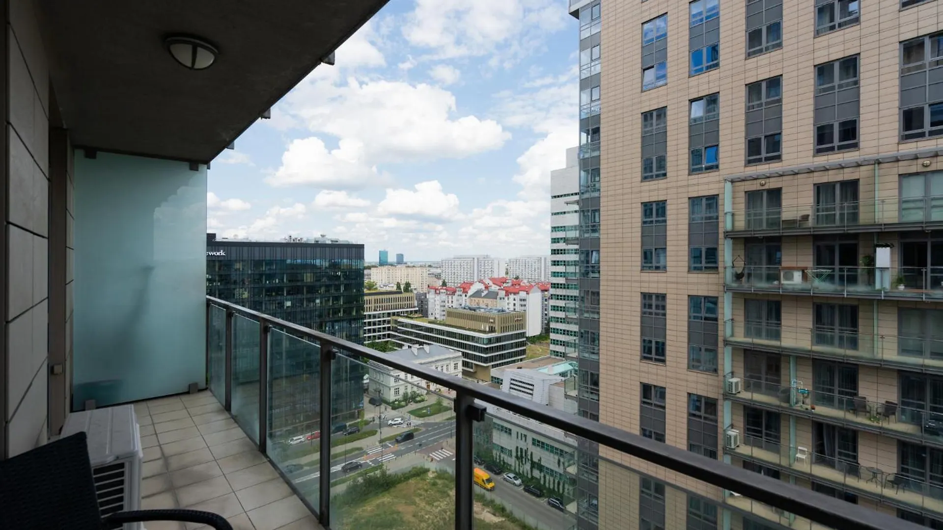 Apartamento Platinum Towers J&K Varsovia