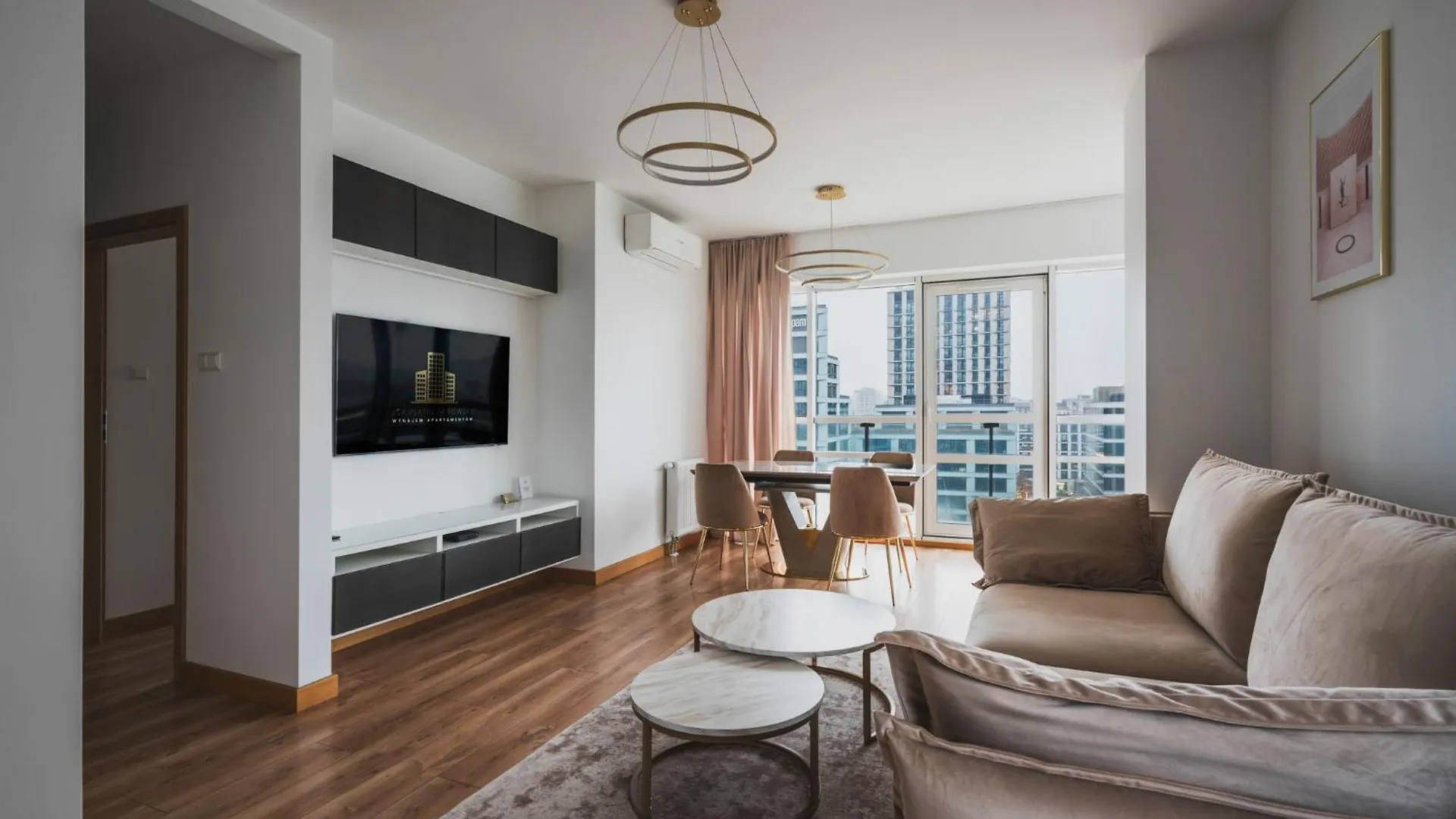 J&K Platinum Towers Apartment Warsaw 0*,  Poland