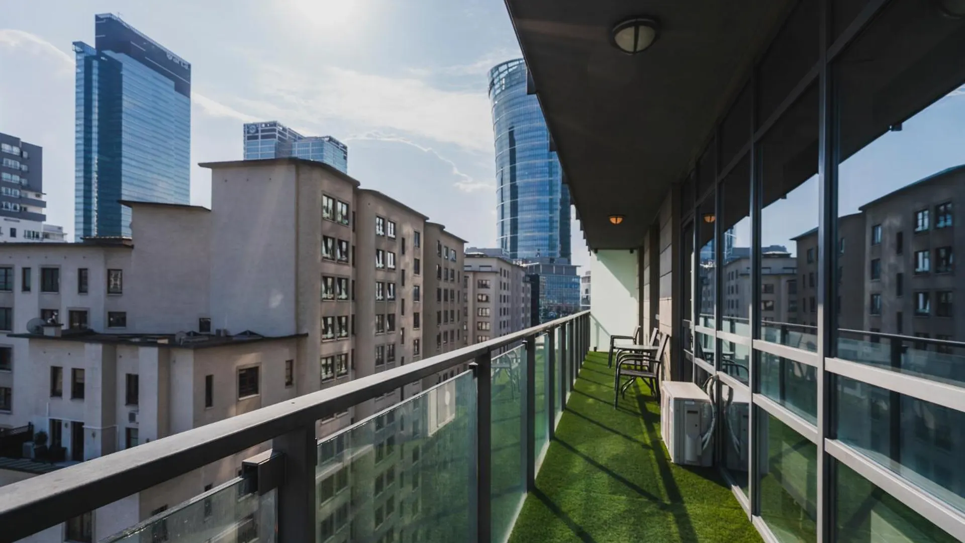 Apartamento Platinum Towers J&K Varsovia