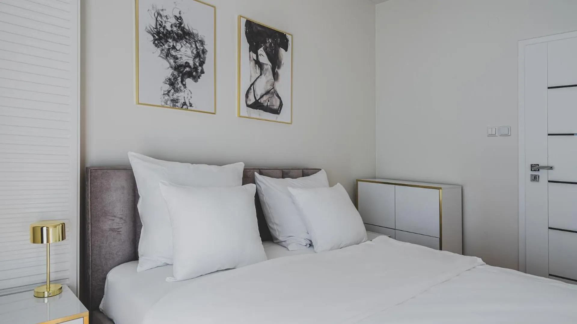 Apartamento Platinum Towers J&K Varsovia