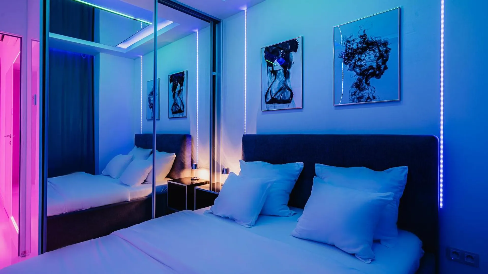 J&K Platinum Towers Apartment Warsaw