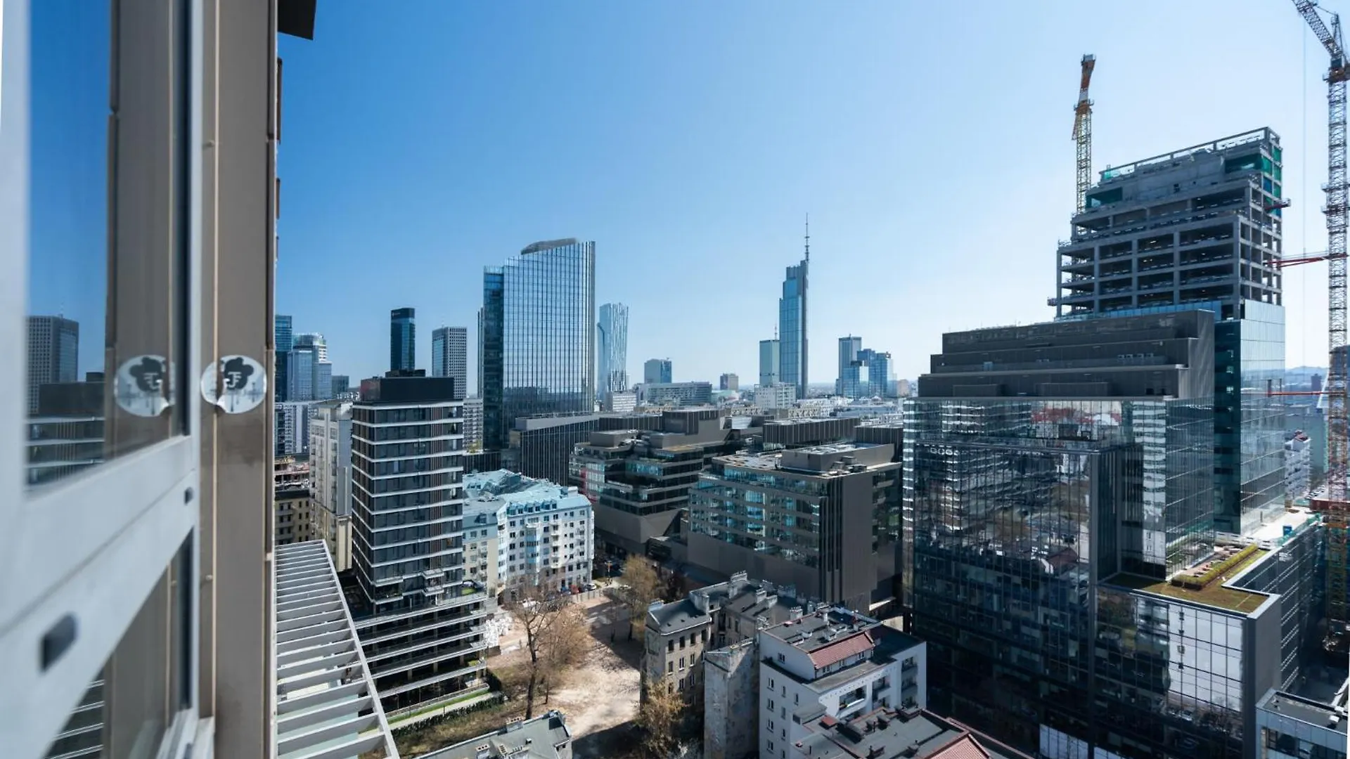 Apartamento Platinum Towers J&K Varsovia