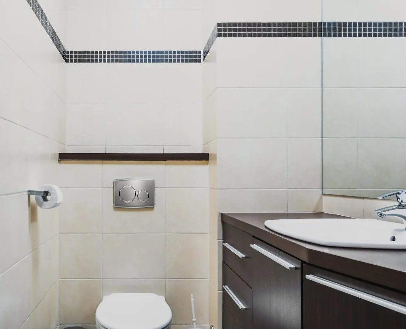J&K Platinum Towers Apartment Warsaw
